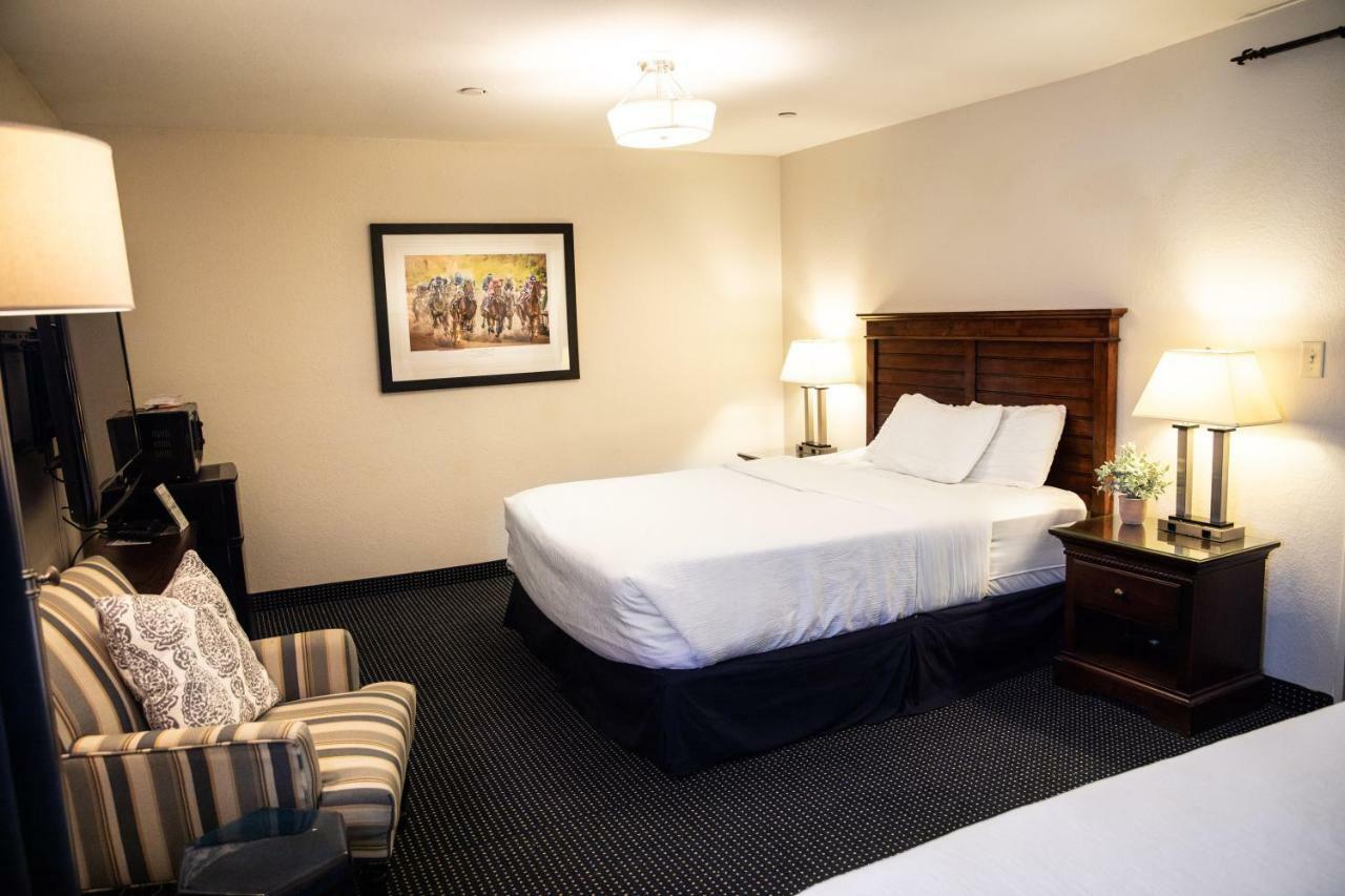 Hotel Hatfield 2*