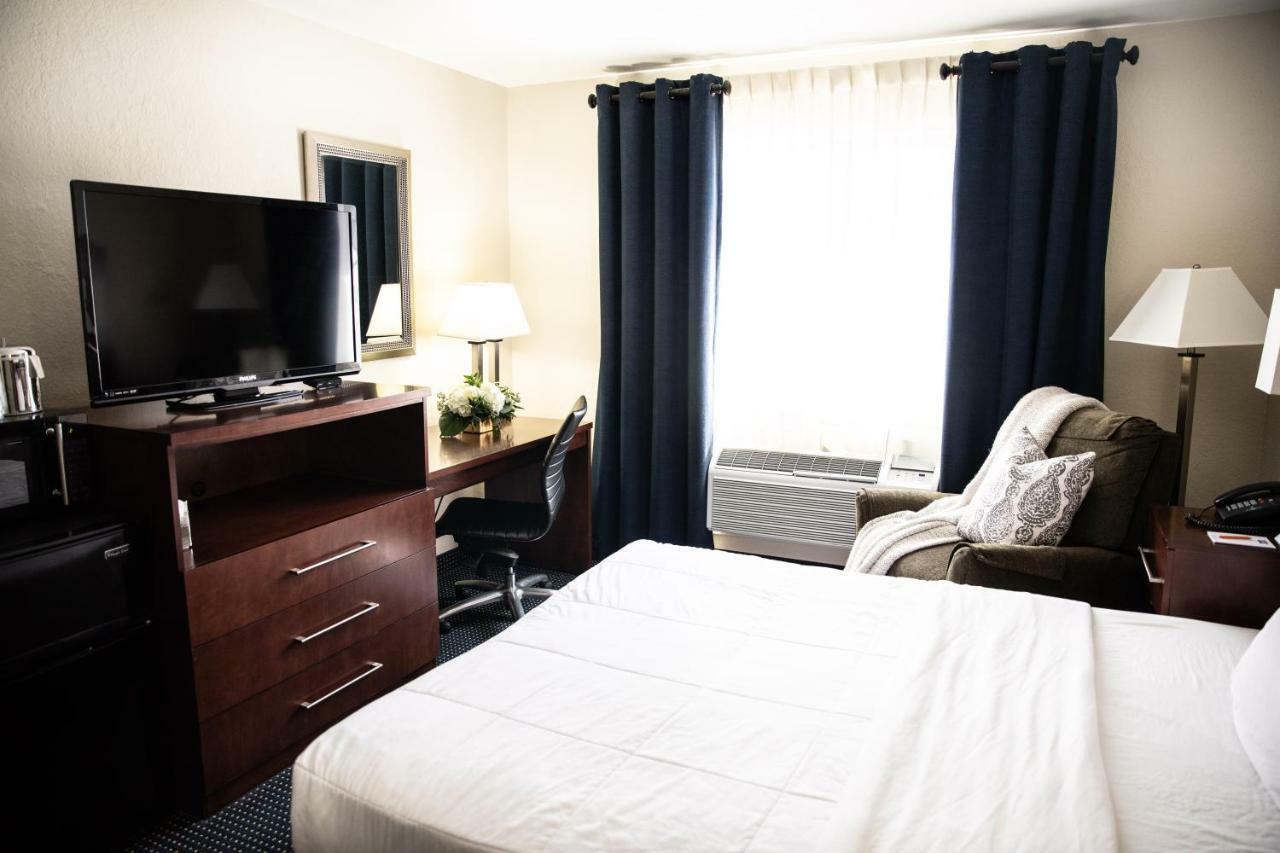 Hotel Hatfield 2*